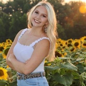 Meet your Posher, Paris